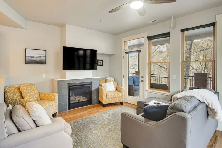 3 Bedrooms Apartment with balcony