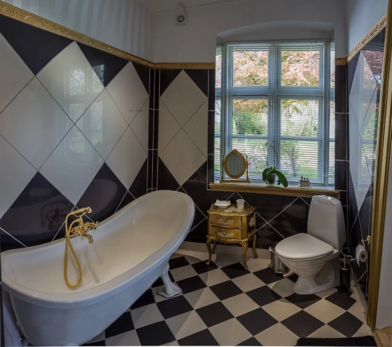 Double Suite with partial ocean view