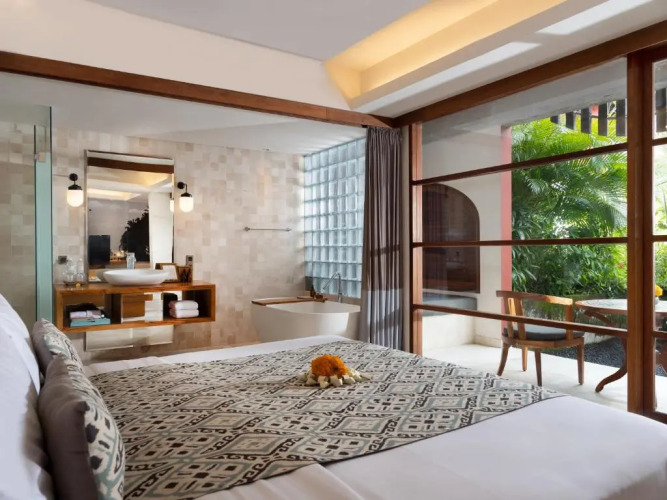 Amnaya Resort KutaOver view