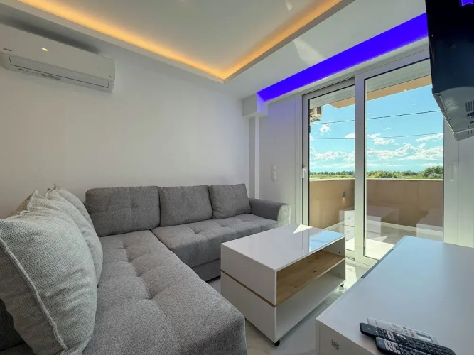 Ifestos Suites by SDR