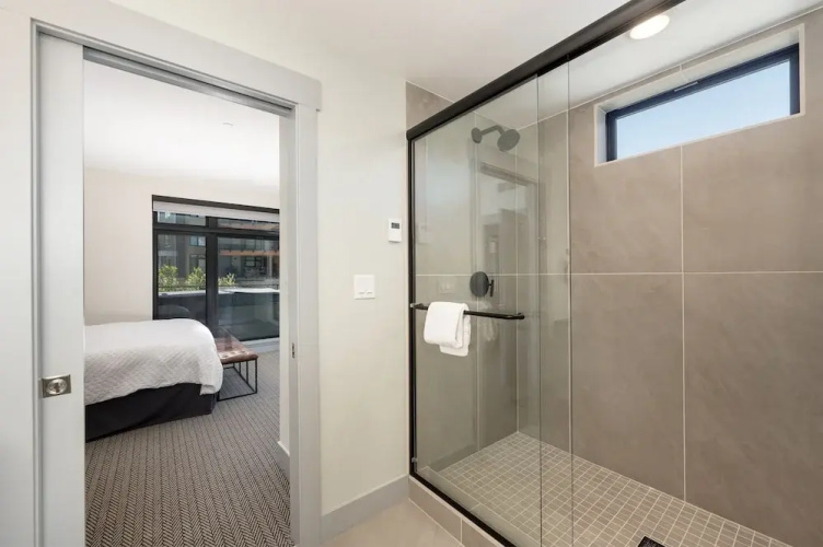 Timber Fox 1208 3 Bedroom Apts by RedAwning