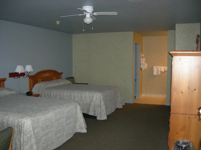 Bellaire Inn