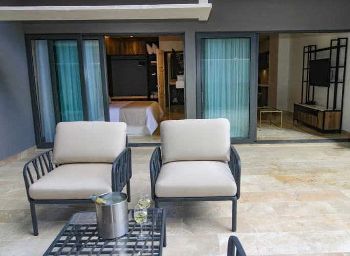 Presidential Suite with balcony