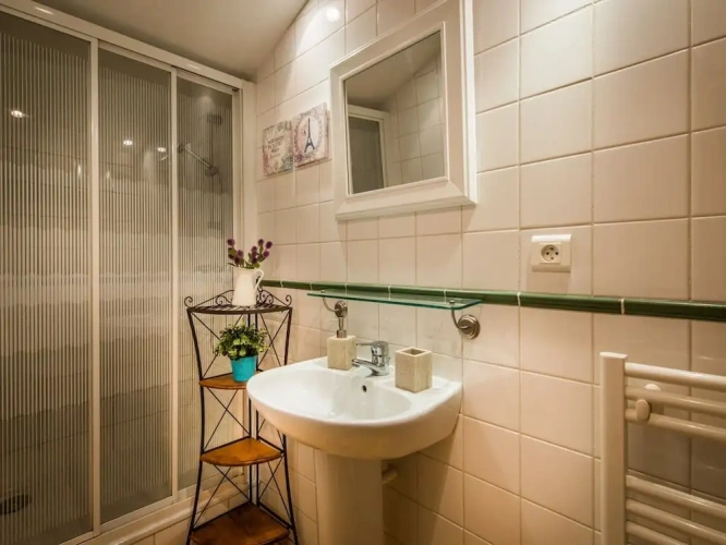 3 Bedrooms Luxury Cottage