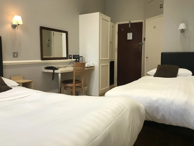Rhodes Hotel