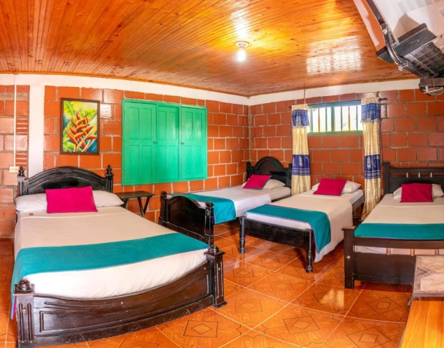 Standard Sextuple room
