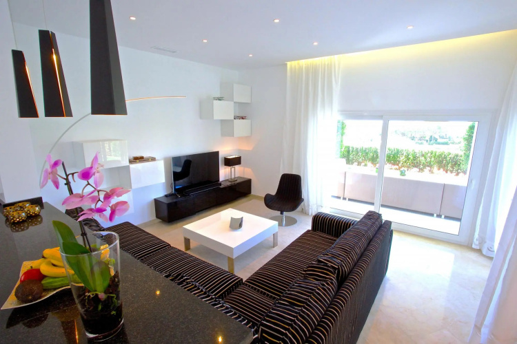 24550-Exquisite Villa Near Beach - Heated Pool