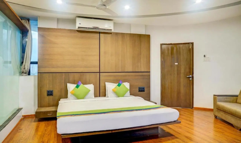 Hotel Shivas, Kolhapur
