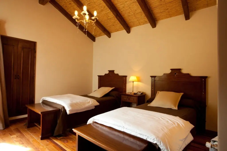 Marques de Tojo Hotel