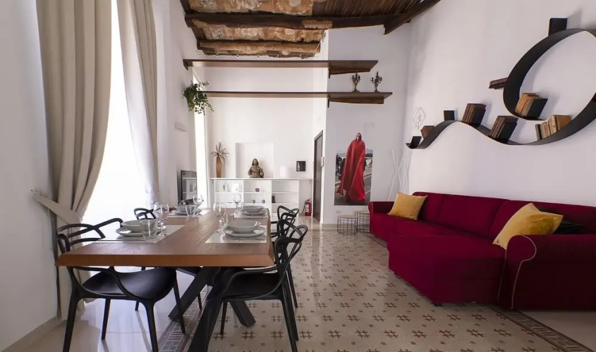 Italianway - Montecalvario 19 A