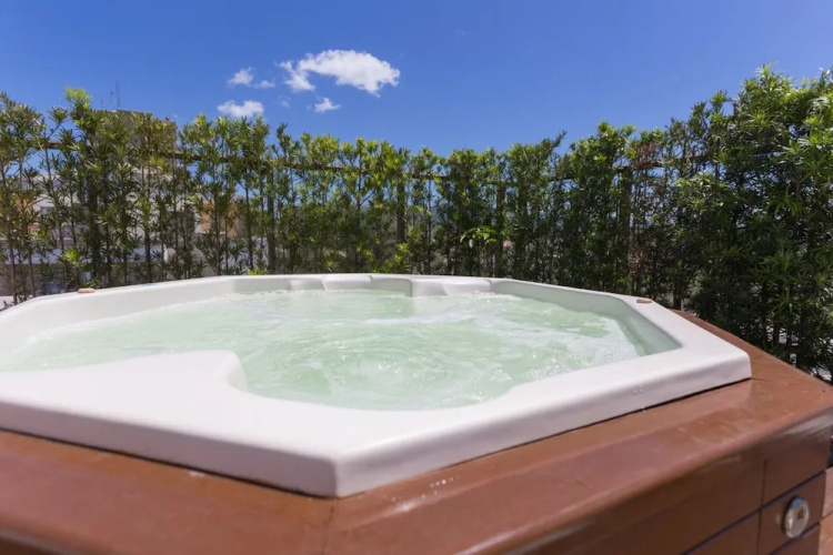Cobertura Milão - Piscina e Jacuzzi