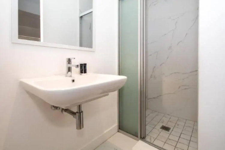 Stylish 1 bedroomed apartment in Sea Point - Caprice