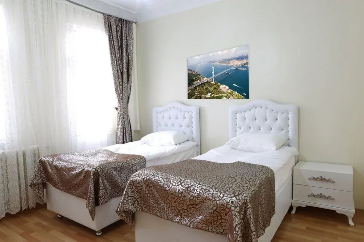 Ekim Apartments