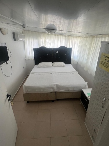 Classic Triple room with balcony