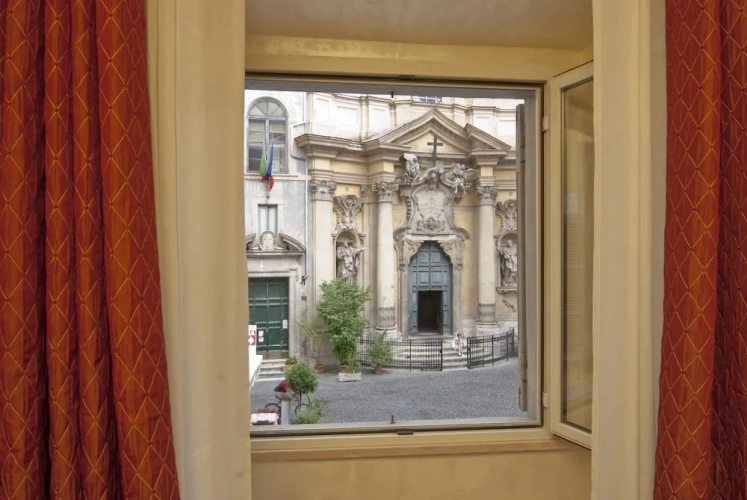 Standard Double room with city view