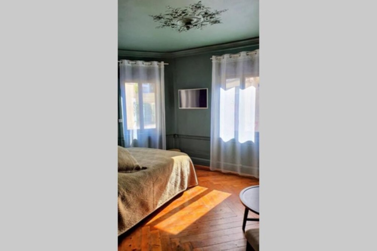 Superior Double Studio