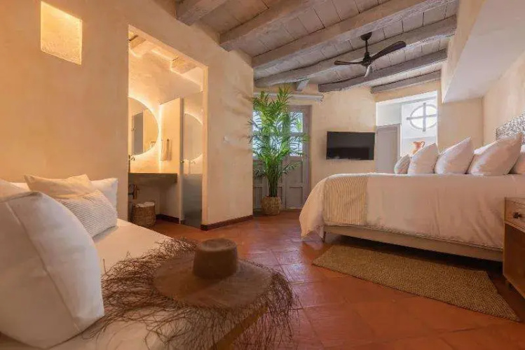 Moet Casa Heredia