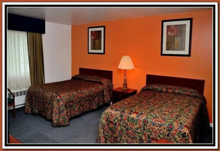 Cardinal Inn