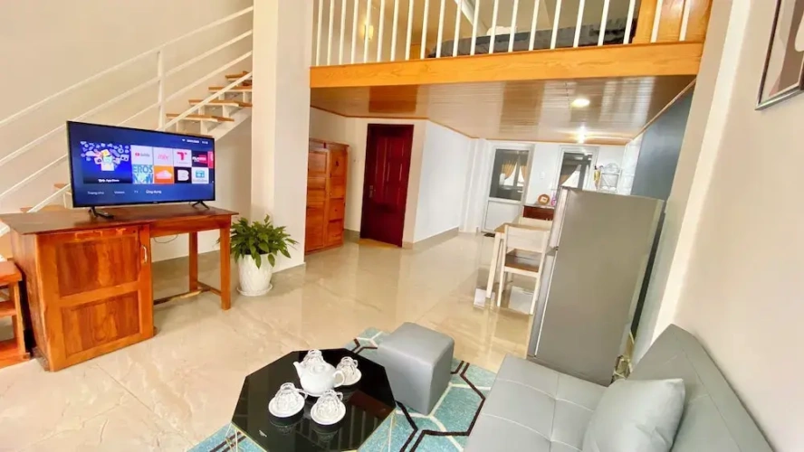 Standard Quadruple Suite