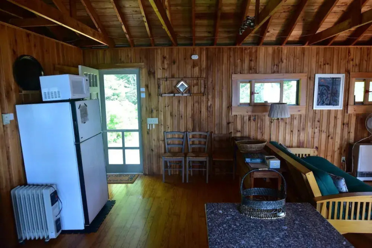 Cottage on Northwest Harbor