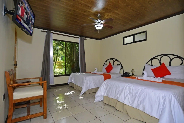 Standard Quadruple room