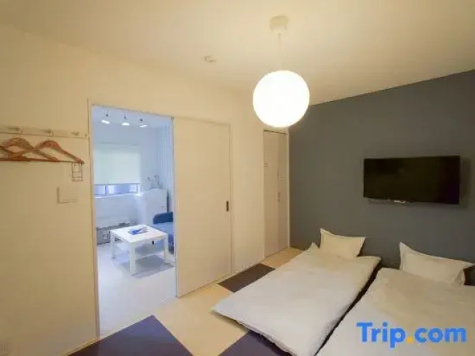 Standard Twin Suite