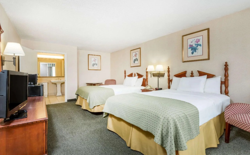 Ramada by Wyndham Perry Near Fairgrounds