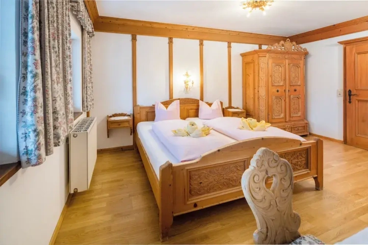 Standard Double room with mountain view