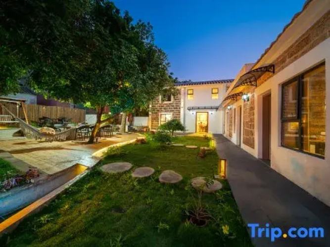 Weizhou Island Homestay
