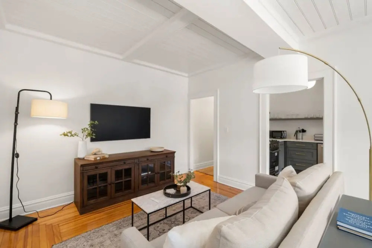 The Adaline 7 Luxury Hyde Park Apt