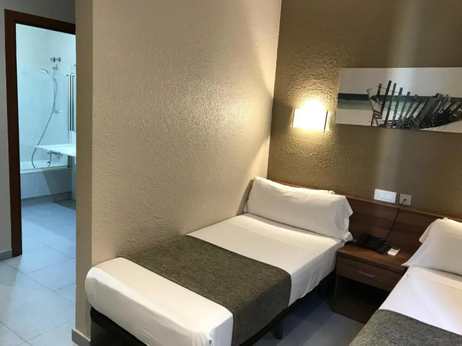 Aneto Hotel
