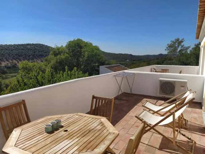 Standard Quadruple room with mountain view