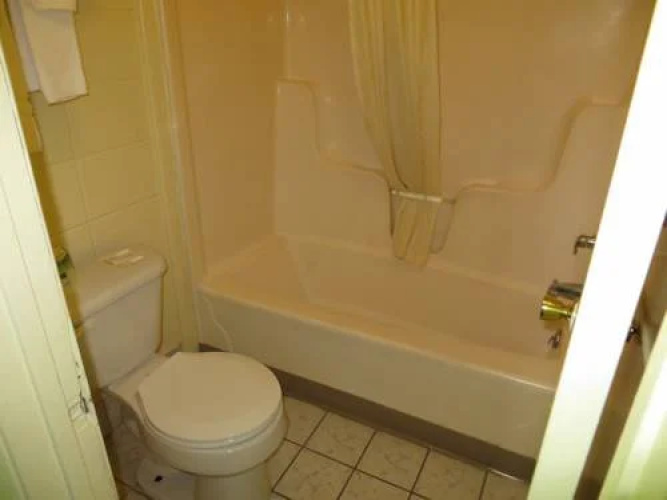 Budget Inn