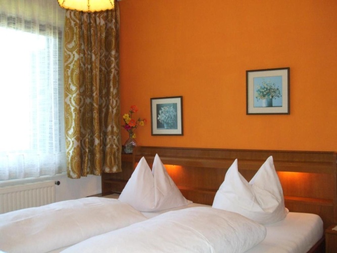Standard Double room with balcony and with lake view