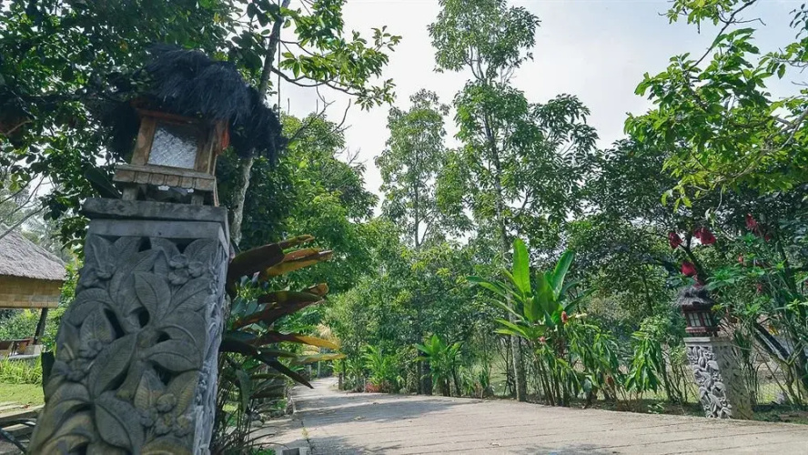 Serene Retreat