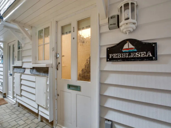 Holiday Home Whitepost