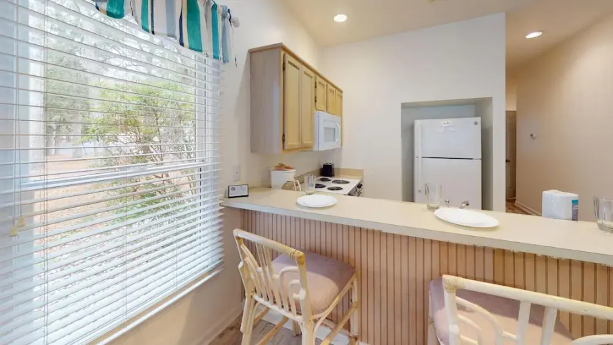 Club Villas Unit 17D - Lower Level