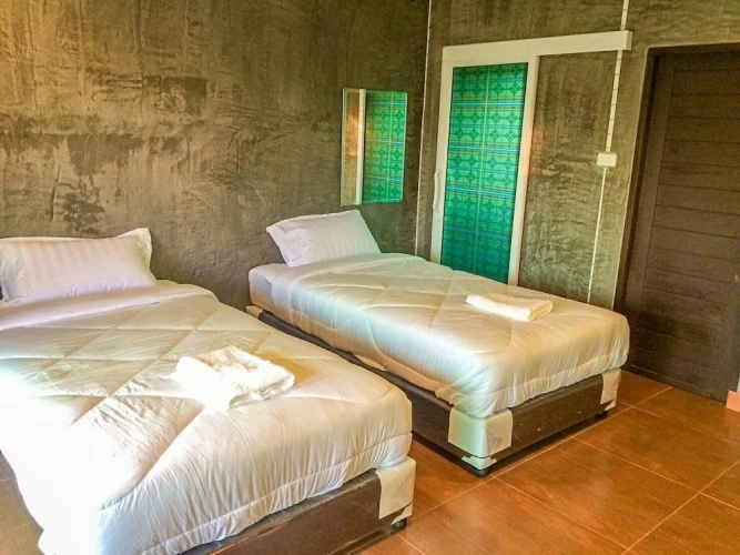 Standard Twin room with balcony