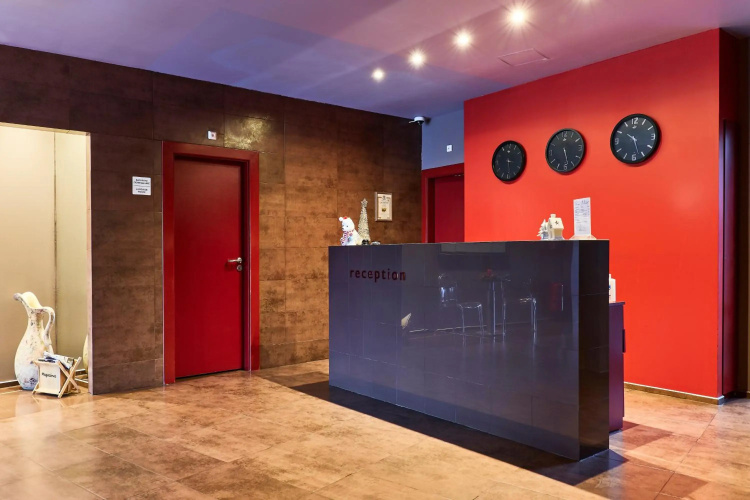 Hotel Mone