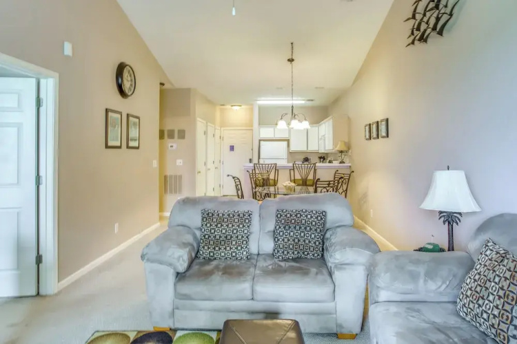 Golf Getaway w/ Pool Access in Myrtle Beach!