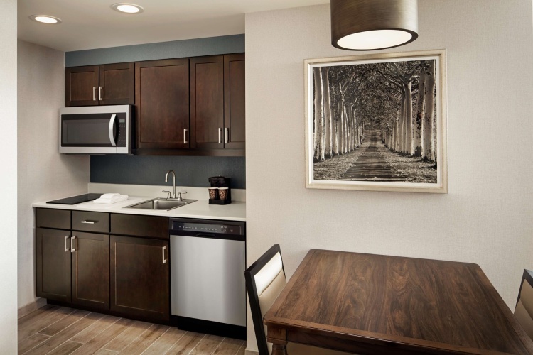 Homewood Suites by Hilton Teaneck Glenpointe photo 21