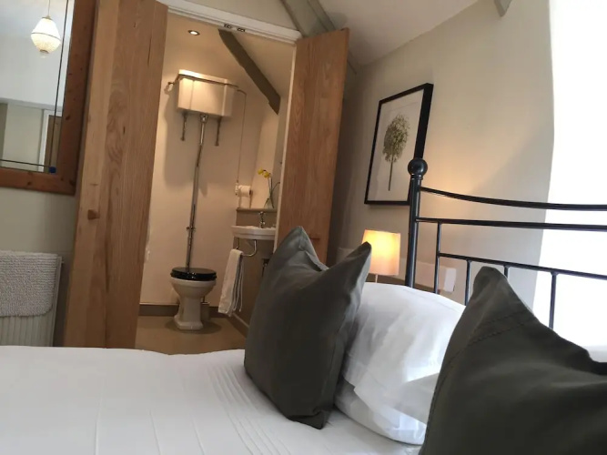 Spring Cottage B&B