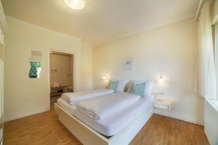 Wanda Apartment 1