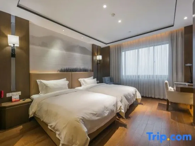Standard Double room with mountain view