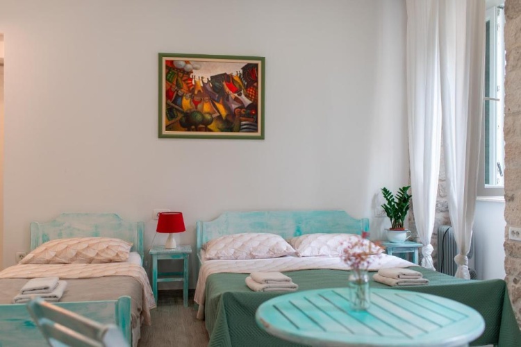 Standard Quadruple room