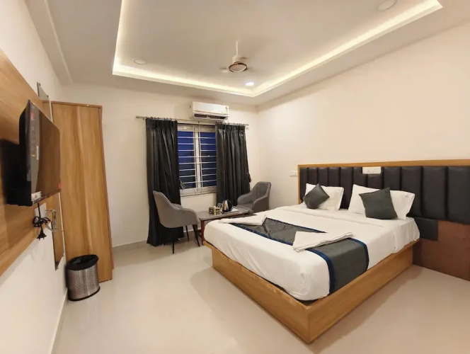 Hotel Vamshi Elite