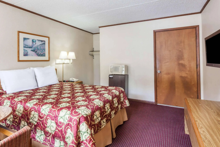 Serenity Inn