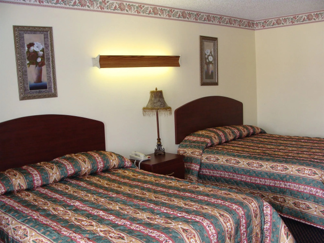 Colonial Inn