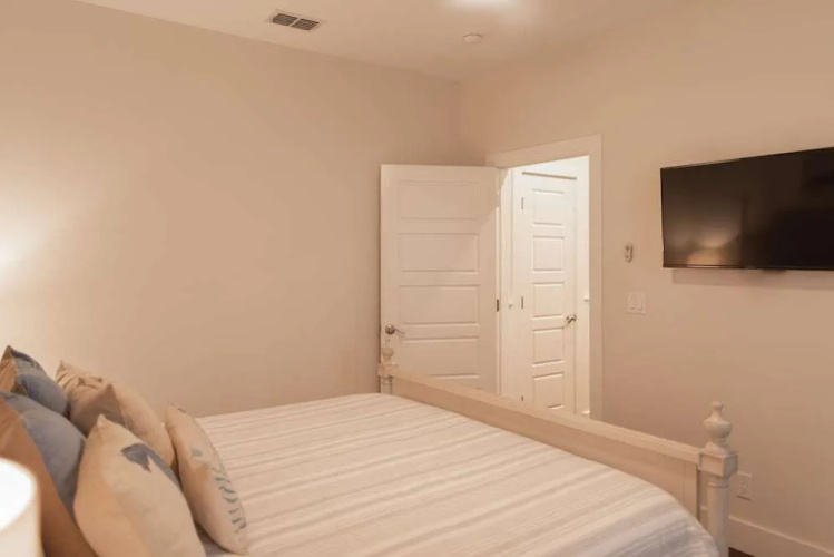 Getaway by Silver Sands Vacation Rentals