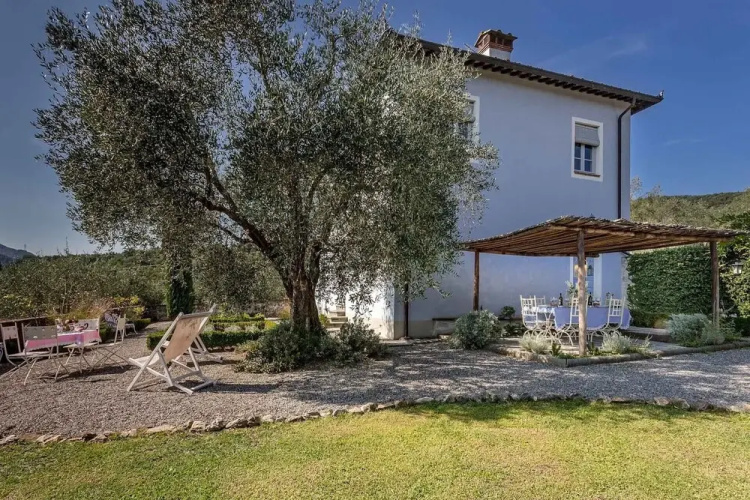 Villa Querciabella in Lucca